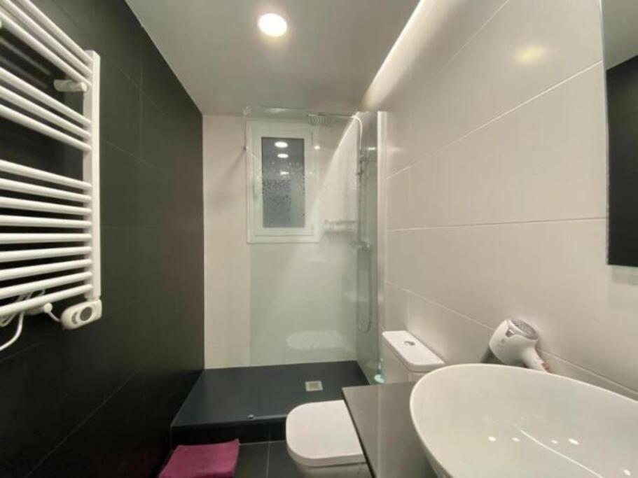 Modern Apartment Close To The Camp Nou Stadium Barcelona Exteriör bild